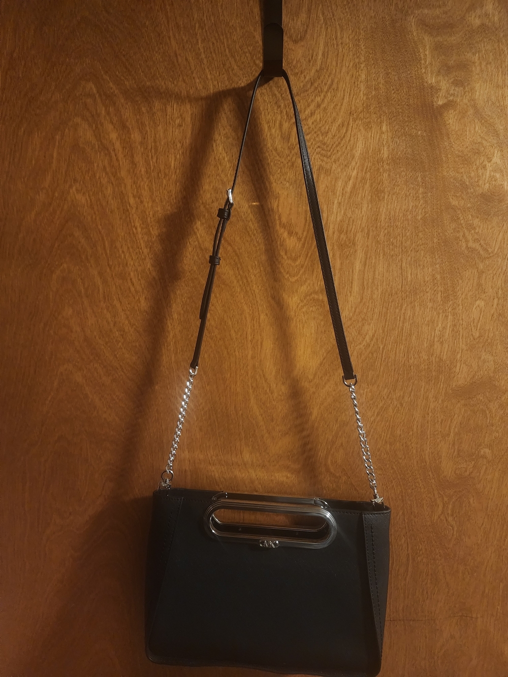 Michael Kors Chelsea Large Saffiano Leather Convertible Crossbody.  NWT